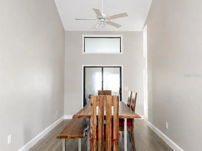 10 Falls Pl — Photo 18