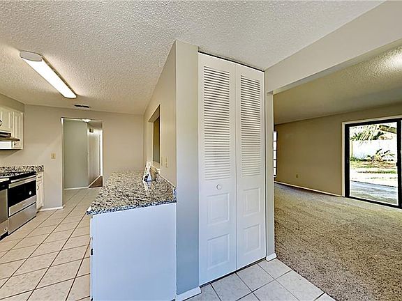4th image of 1312 Borden Ct