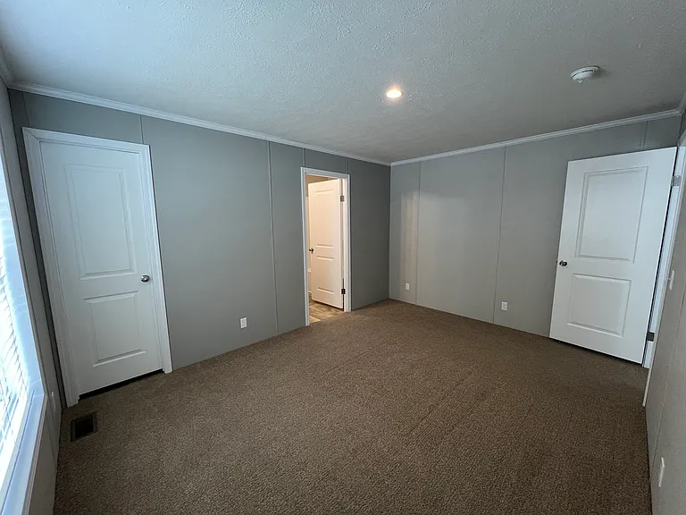 38000 Le Chateau Blvd #336 — Photo 10