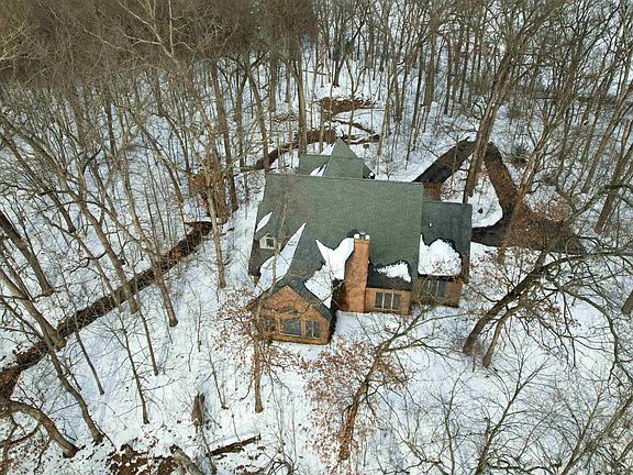 5th image of 311 W #375N