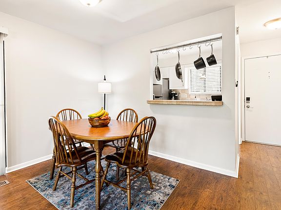 5th image of 510 Green Mountain Cir APT 91