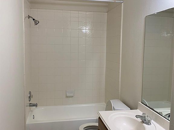 5th image of 23514 Hidden Maple Dr