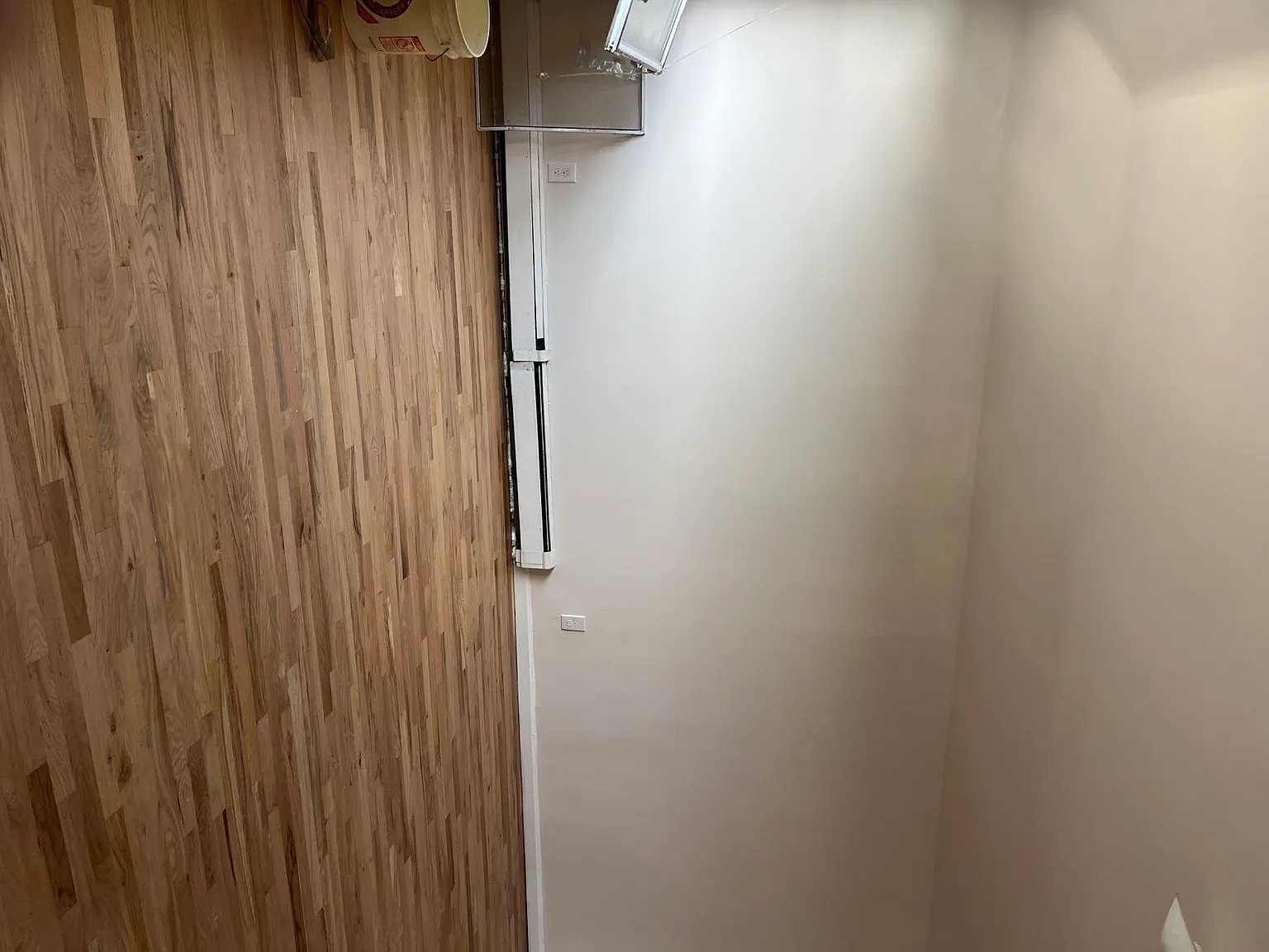 3 bed, 1200 sqft, $3,300 — Photo 4