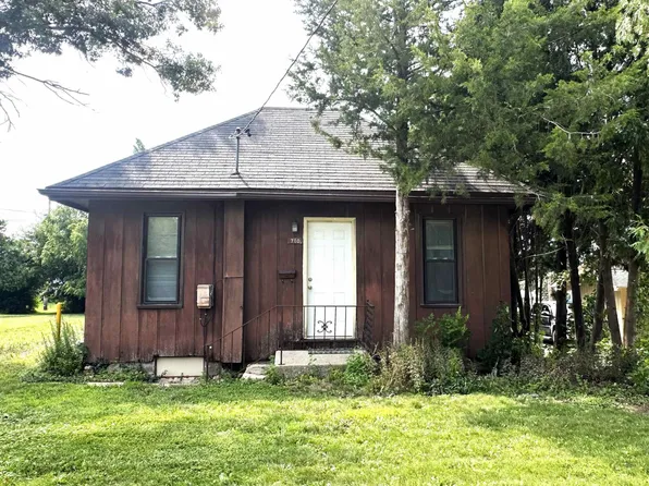 710 2nd Ave SE, Oelwein, IA 50662
