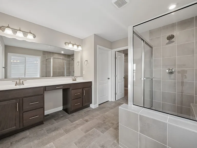 5195 Brookfield Dr — Photo 29