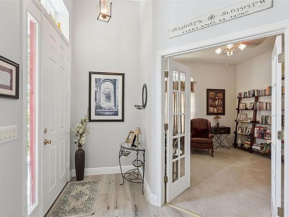 3rd image of 529 Johns Landing Way