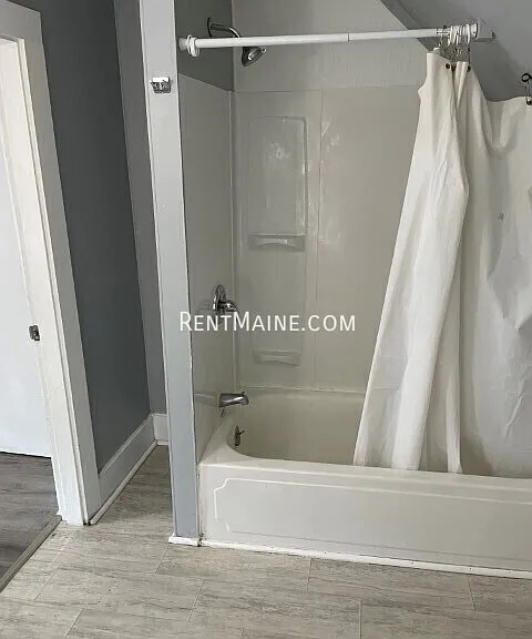 116 4th St #3 — Photo 8