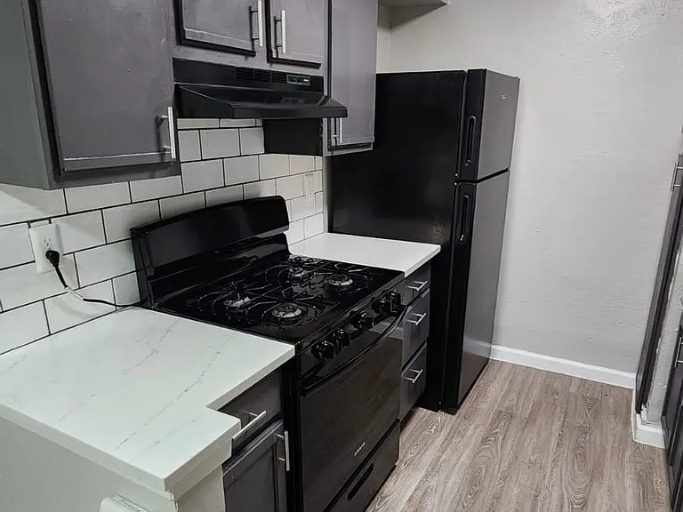 3553 E Overton Rd #1 — Photo 8