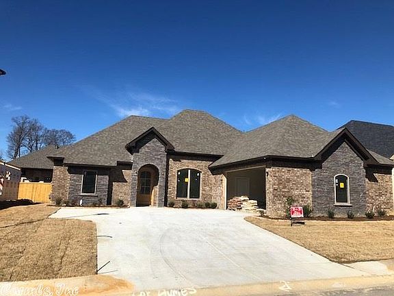 2nd image of 40 Abigail Dr
