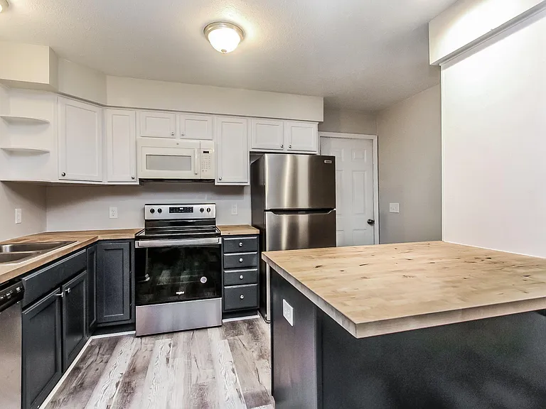 5283 Villa Ct — Photo 5