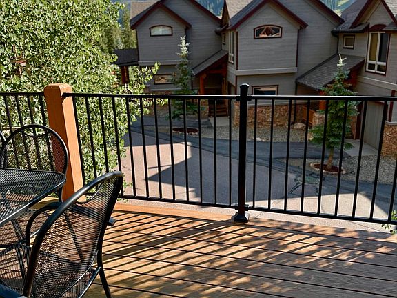 3rd image of 108 ANTLER Way