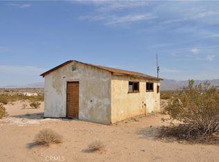 68354 Emerald Dr, Twentynine Palms, CA 92277