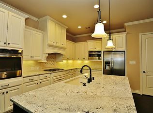 68 Daffodil Meadow Pl, The Woodlands, TX 77375