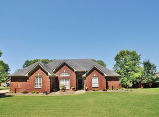 431 Huntington Pl, Tupelo, MS 38801