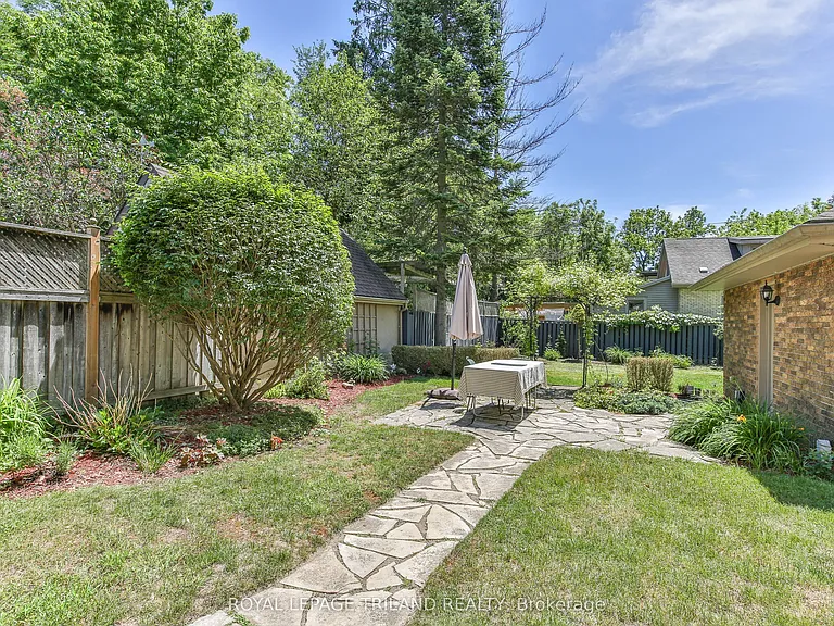 377 Cheapside St — Photo 27