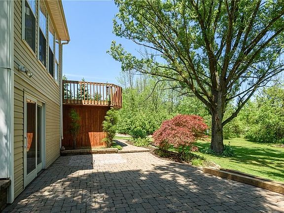 3rd image of 54 Enwright Dr