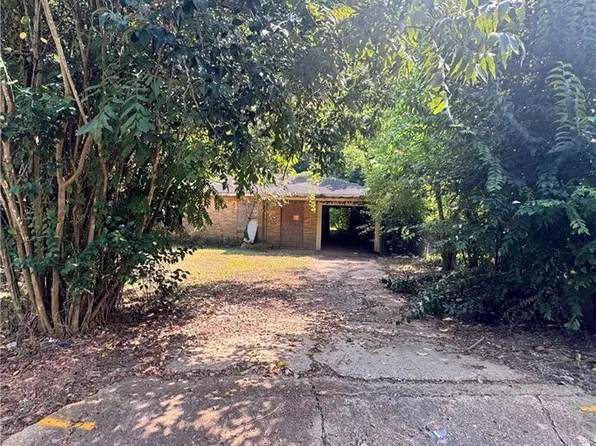 2623 Levin St, Alexandria, LA 71301