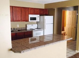 4320 Edison Cir, Lincoln, NE 68504