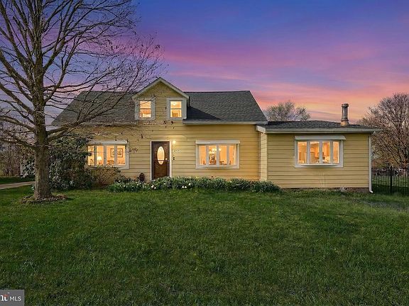 3rd image of 4357 List Rd