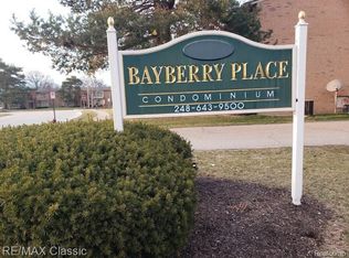 1980 Axtell Dr #5, Troy, MI 48084