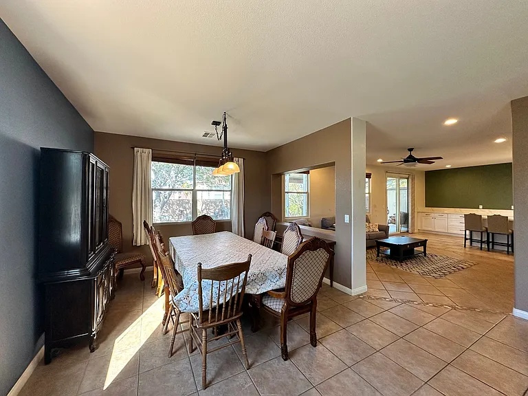 1380 Haven Green Ct — Photo 10