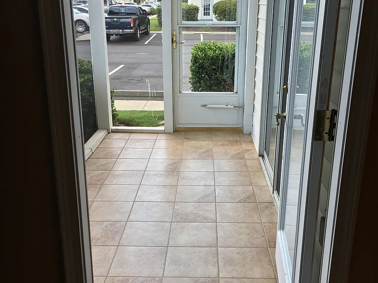 1302 River Oaks Dr #4A — Photo 9