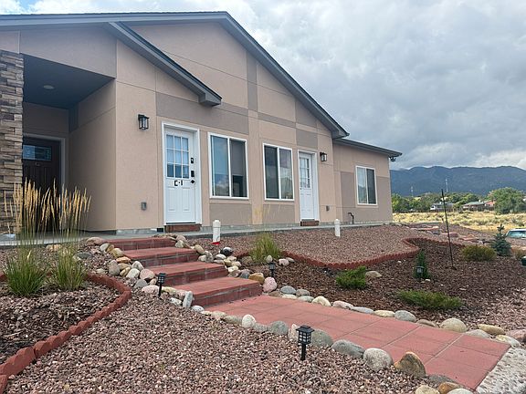 3rd image of 1744 Mariposa Rd #D-1