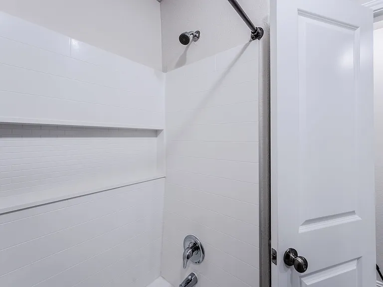 360 Agave Cir — Photo 2