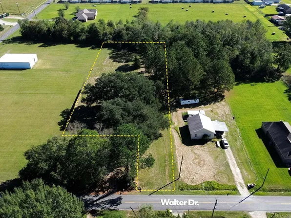 319B Walter Dr, Carencro, LA 70520