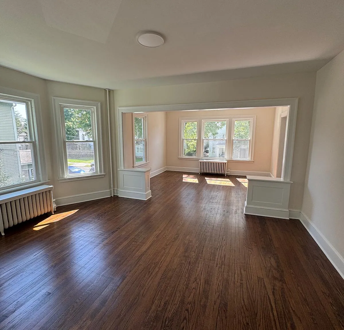 2 bed, $2,000 — Photo 2