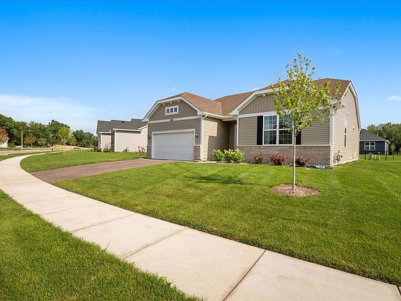 2nd image of 422 Cottrell Ln