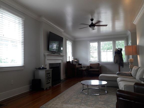 2nd image of 2720 Octavia St #A