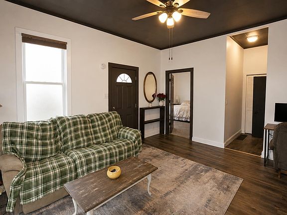 3rd image of 1008 S Race St