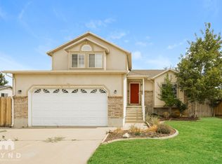 1652 N 2275 W, Clinton, UT 84015
