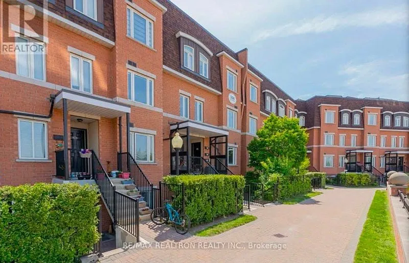 306 John St #1