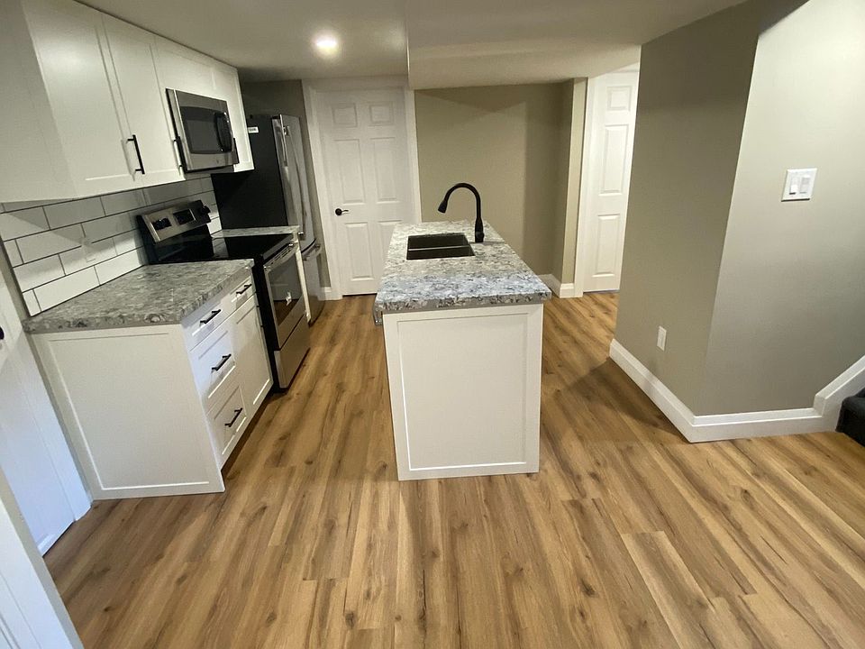 1st image of 25 Hickery Pl #Basement