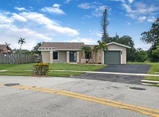 16736 SW 5th Way, Weston, FL 33326