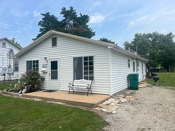2nd image of 617 W Frisco Street