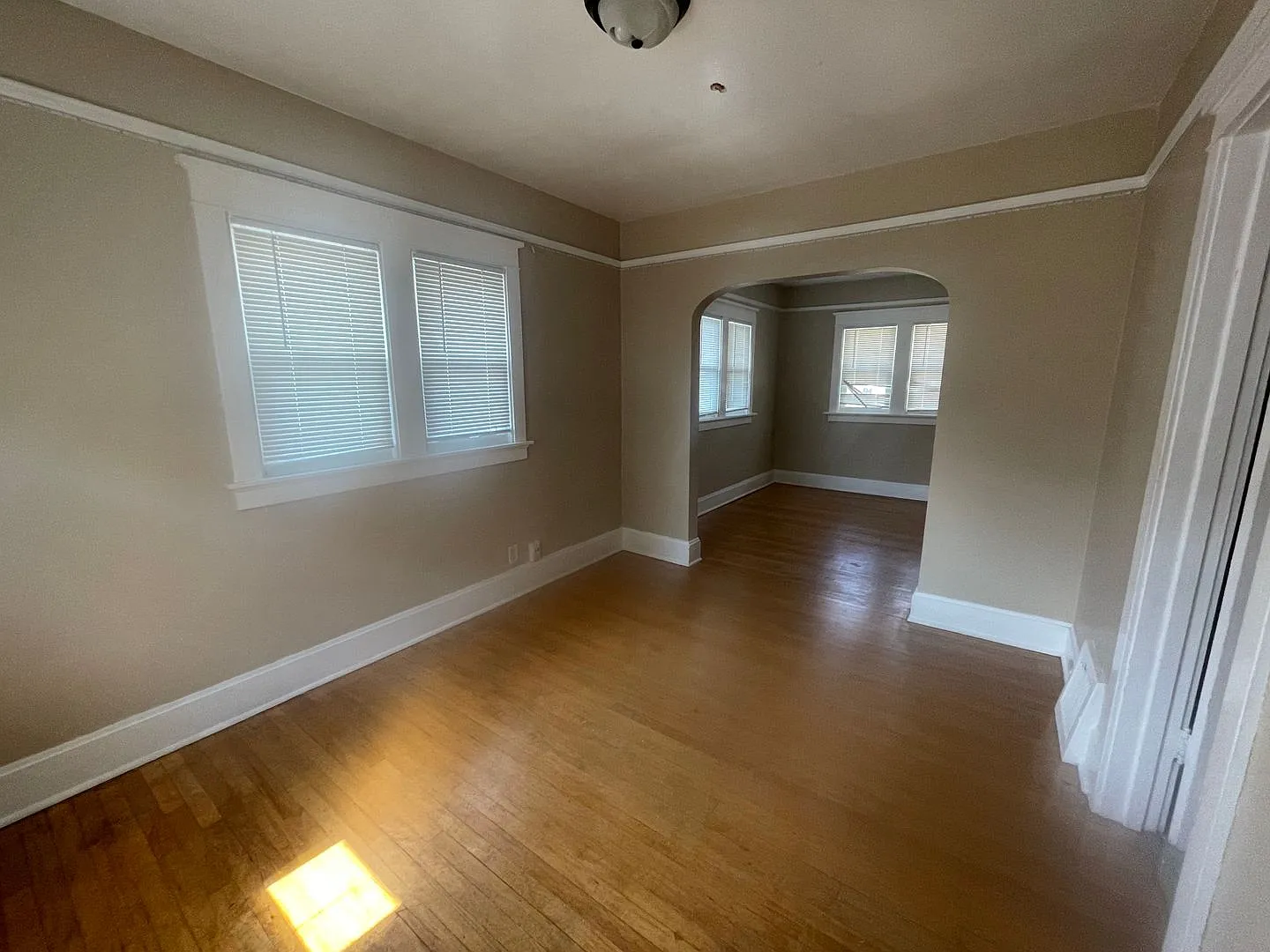 Charming Single Family Home in Sherman Park — Photo 4