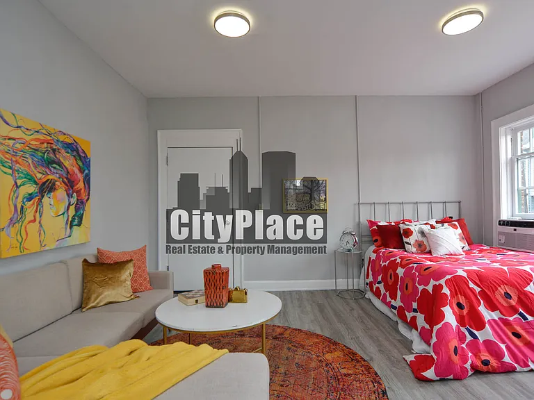 5345 E Washington St #14 — Photo 12