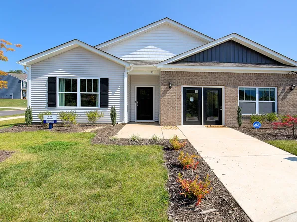 111 Ridgehaven Dr, Waynesville, NC 28786