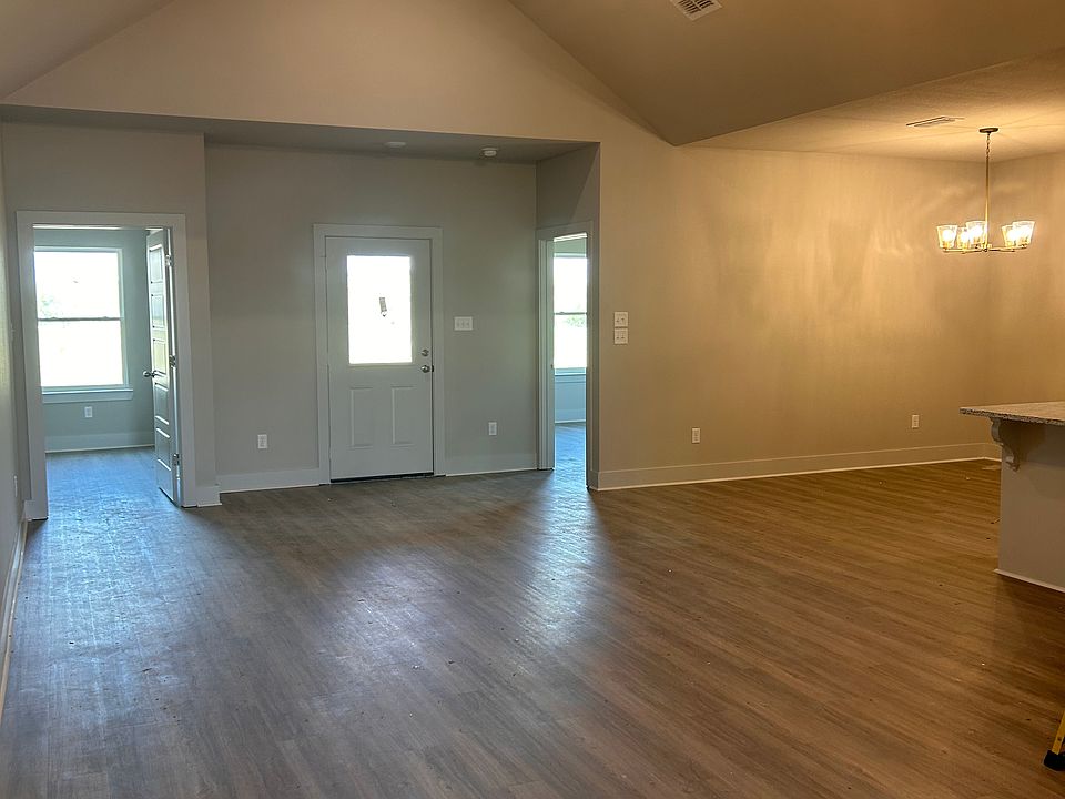 1st image of 4500 Northlake Rd