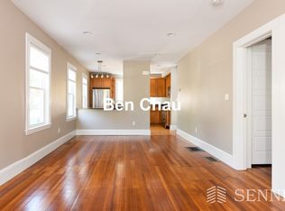 254 Upland Rd #1, Cambridge, MA 02140