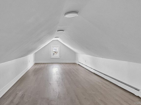 5th image of 20 Lillian Avenue