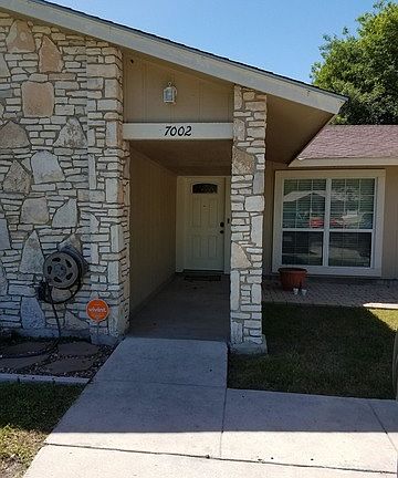 2nd image of 7002 Glen Tree