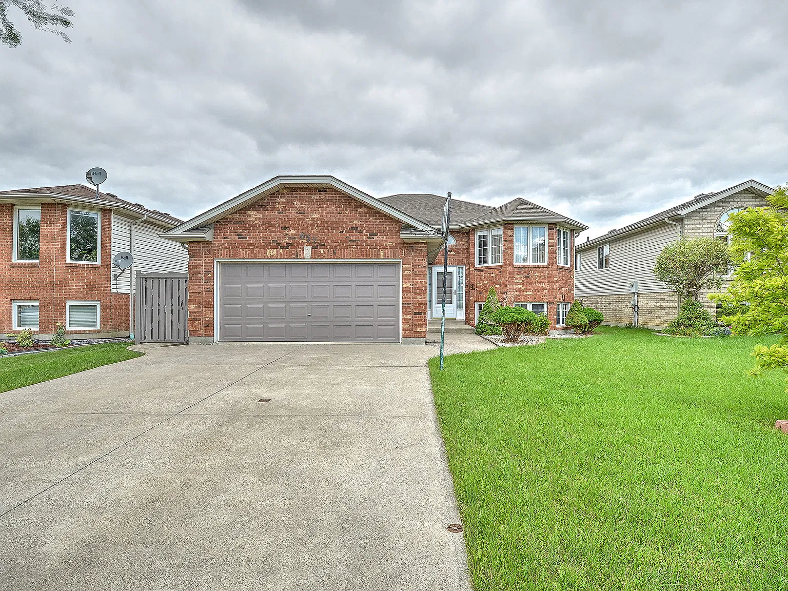Alpenrose Ct, Windsor — Photo 1