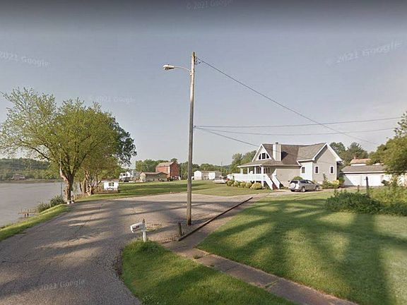 2nd image of 115 Florence St