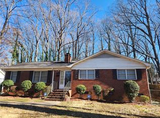 2032 Birchcrest Dr, Charlotte, NC 28205