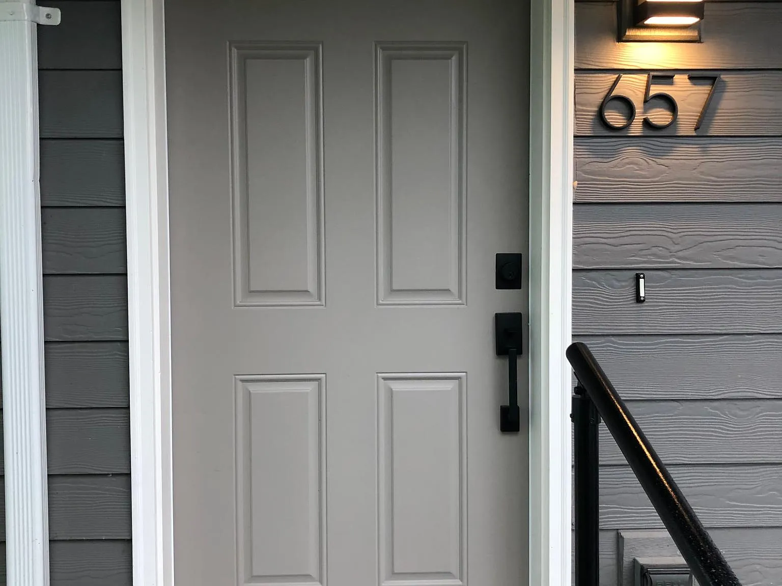 2 bed, 1.5 bath, 1092 sqft, $1,750 — Photo 2