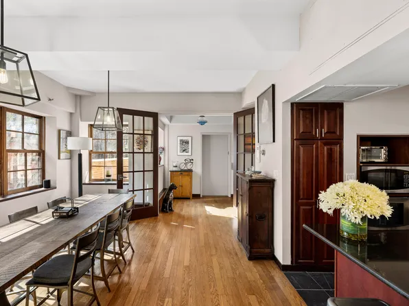 202 Spring Street image 3 of 10